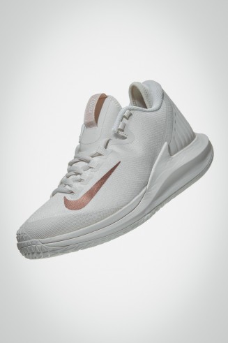 Женские кроссовки для тенниса Nike Air Zoom Zero (белые / золотистые)